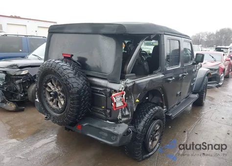 2020 Jeep Wrangler Unlimited Sahara 4X4 z USA, uszkodzony, nr VIN 1C4HJXEN7LW336355